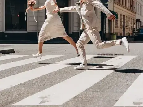 Family meeting with pedestrian fatality lawyer about insurance negotiations after a crash near Sun City Festival